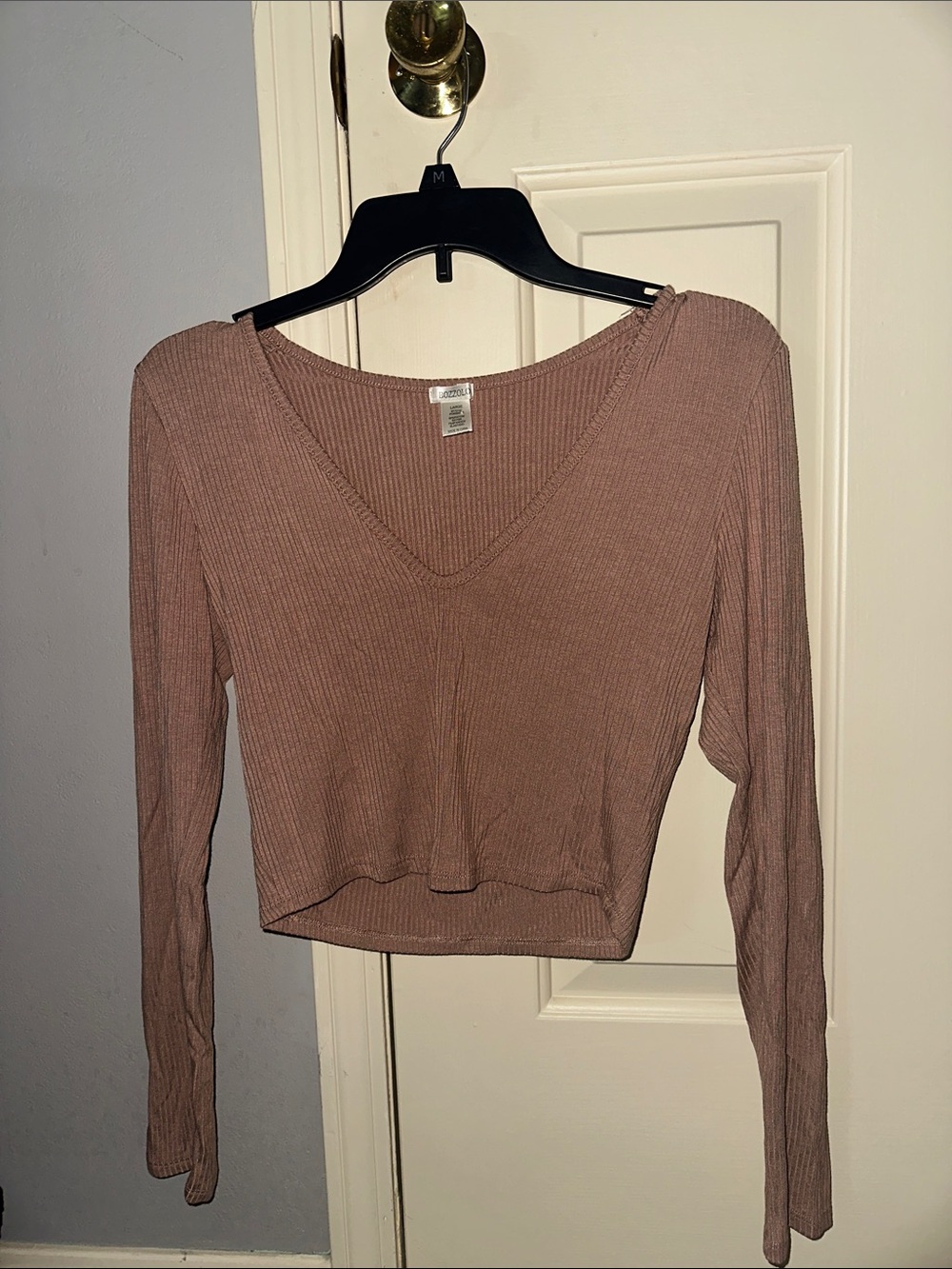 Bozzolo Mauve Ribbed V-Neck Long Sleeve Crop Top